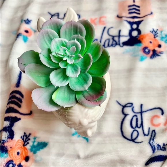 π§π»ββοΈ Mermaid Succulent Vase Planter π§π»ββοΈ - Picture 4 of 9